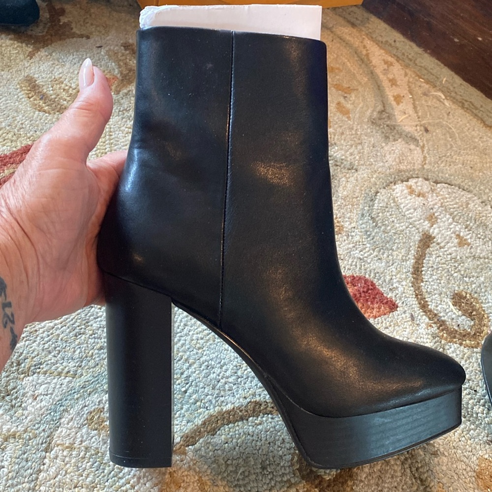Never worn